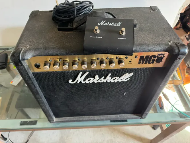 Amplificador Marshall FX 50