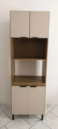 Torre quente 4 portas 2.20x70 novinho ENTREGO