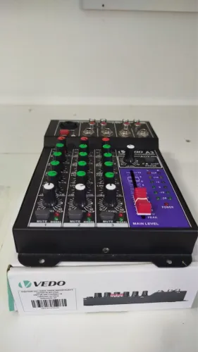 Mesa de som 3 canais