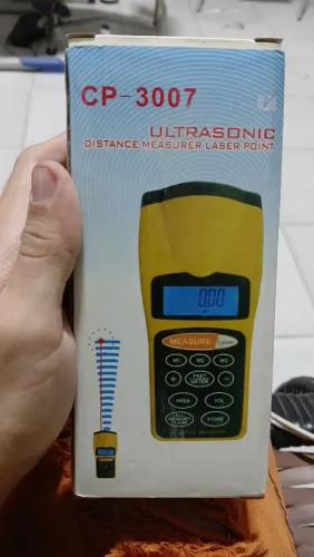 Vende-se ultrasonic distance measurer laser point