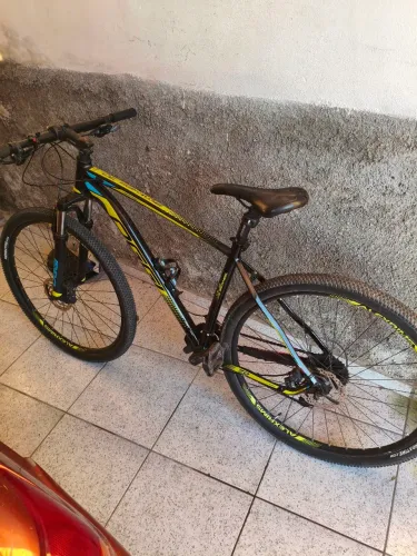 Oggi Big Wheel 7.0 Tam 19 - Estado de Nova (Único Dono + NF e Manual)