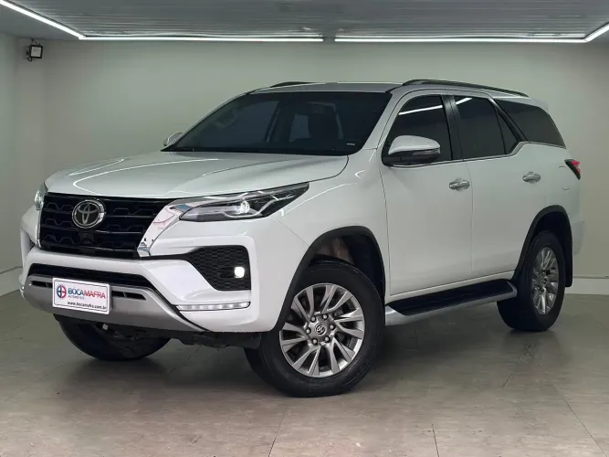Toyota Hilux SW4 4X4 2.8 Diesel 2024