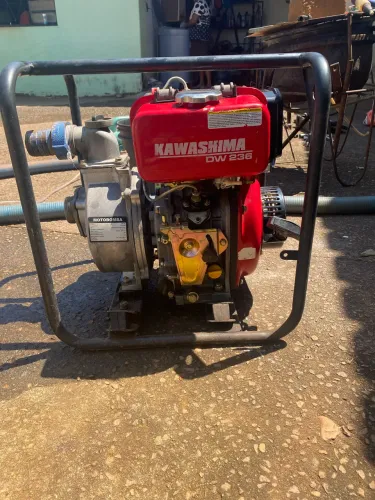 Motobomba Kawashima DW236