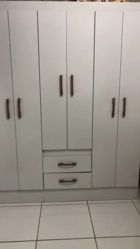 Guarda roupa