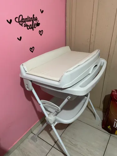 Vende-se intes para bebê