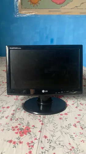 Monitor LG Flatron w1643c