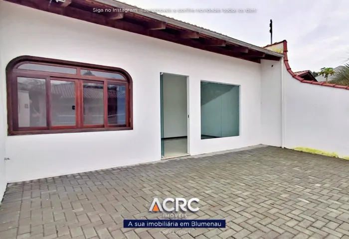 ACRC Imóveis - SA0151 - Casa Comercial para Locação no bairro Água Verde