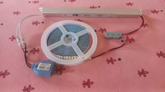 Fita Led já montada e com Fonte.