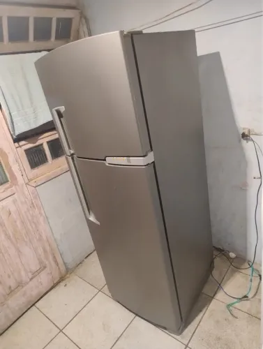 Geladeira Brastemp frost free 354 litros 220v ENTREGO 
