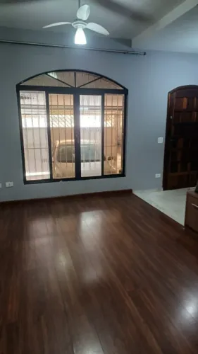Casa Comercial para Venda em São Paulo, Cambuci, 4 dormitórios, 1 suíte, 2 vagas