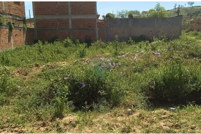 Terrenos Estratégicos em Inhoaíba: Invista Já!