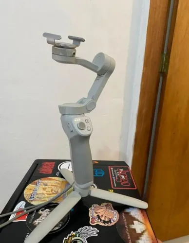 Estabilizador celular DJI OSMO