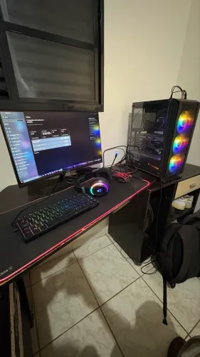 Setup gamer Ryzen 5 5600g e RX 6600 8gb