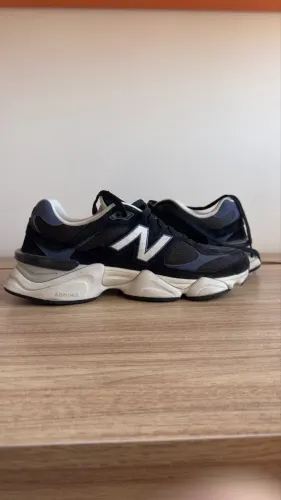 NewBalance 9060 Tamanho 42 BR