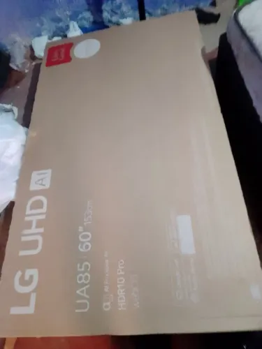 CAIXA DE TELEVISÃO
