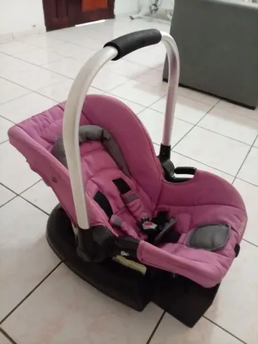 Bebê Conforto Kiddo Caracol Rosa com Base para Carro - Excelente Estado!