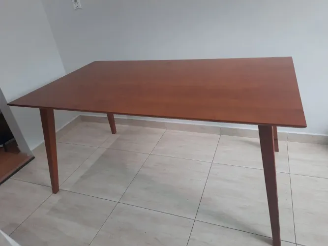 Mesa de madeira 