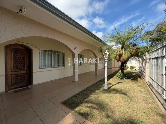Casa a venda na Zona 04 - Maringá/PR