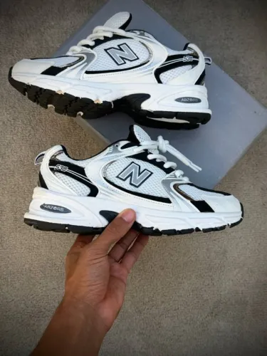 TÊNIS ESPORTIVO NEW BALANCE 530