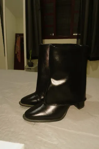 Bota média cano duplo EstiloA