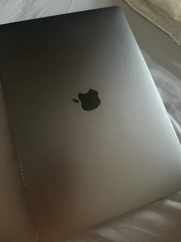 MACBOOK AIR M1 13 pol