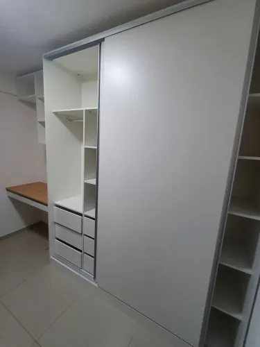 Serviços de fabricação e reformas móveis