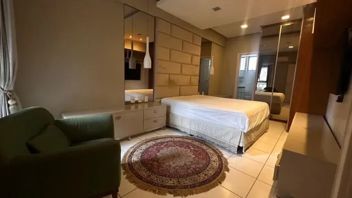 ALUGO APARTAMENTO NA PENINSULA