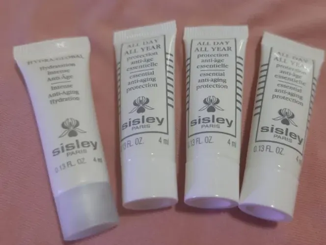 Kit 4 Miniaturas Sisley Paris Anti-Idade Original (All Day All Year + Hydra-Global)