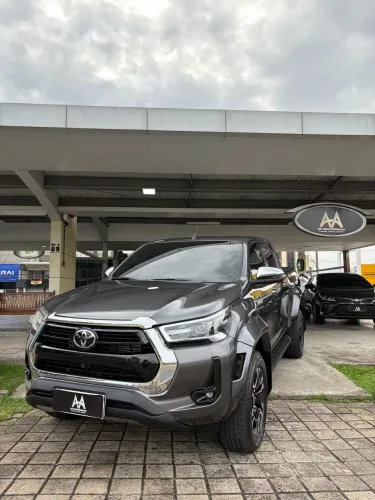 Toyota Hilux CD SRX Plus 4X4 2.8 TDI Die. Aut. 2025