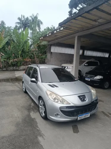 Peugeot 207 SW XR Sport 1.4 Flex 8V 5P 2009
