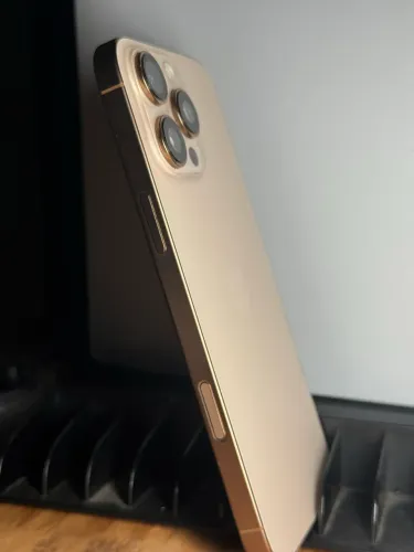 Iphone 16 pro max 256gb 90% saúde bateria