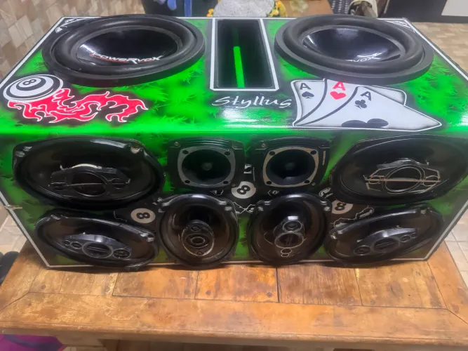 Som automotivo completo