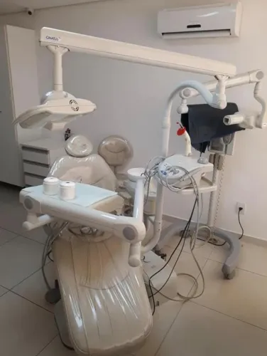 Pacote de Equipamentos Odontológicos Usados