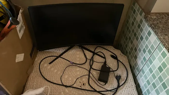 Vendo Monitor curvo Husky 165hz