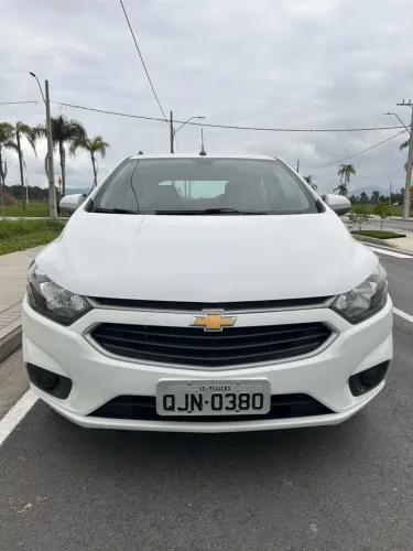 Chevrolet Onix Hatch LT 1.0 8V Flex Mec. 4P 2018