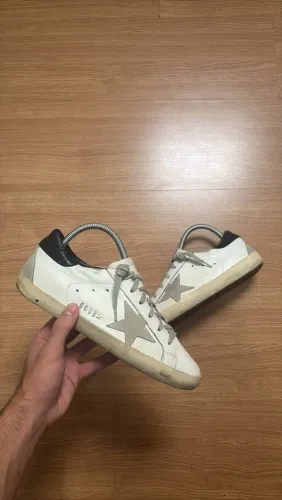 Golden Goose Superstar