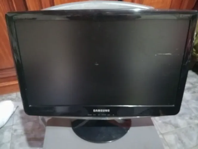 Vendo tela de computador Samsung