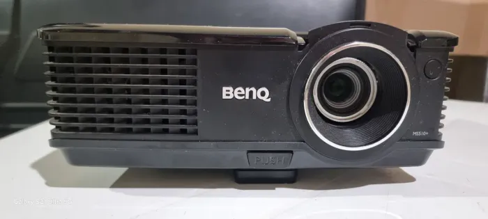 Projetor benk