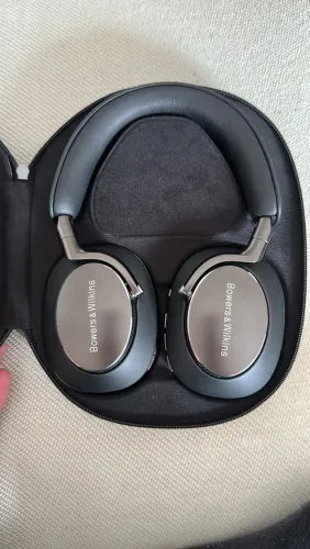 Headphone bowers e Wilkins PX8