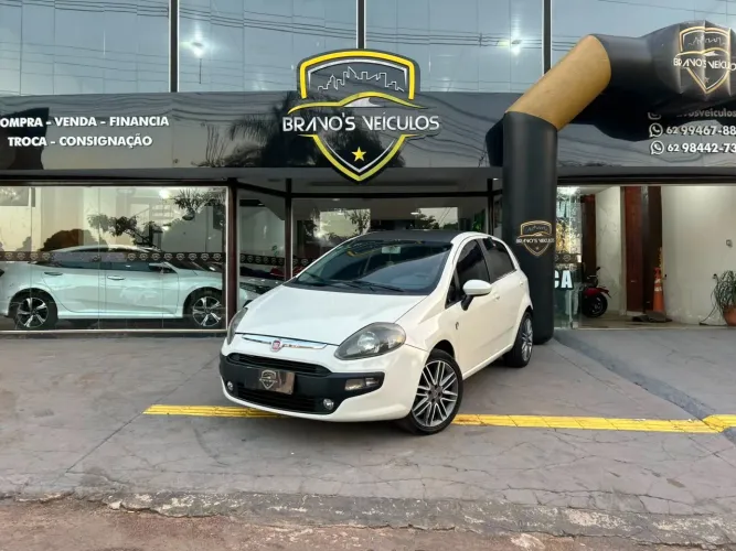Fiat Punto Attractive 1.4 Fire Flex 8V 5P 2015