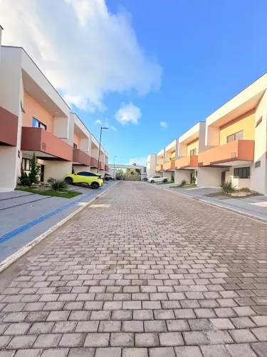 Casa Duplex no Condomínio Marianne | 143m² | 3 Quartos | Energia Solar | Projetada