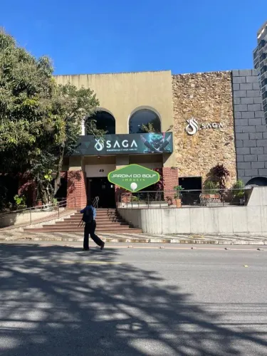 Prédio Comercial à Venda em Chácara Santo Antônio, SP  1.334 m² Internos + 660 m² Externos