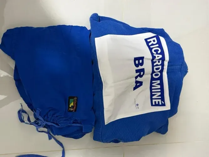 Kimono Judô e Jiu Jitsu Yamarashi Azul A5 com Calça