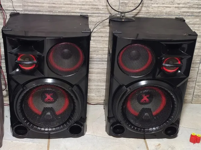 Som LG cj98 2700wts