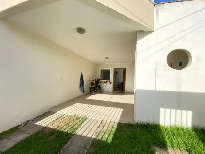 À Venda, em Colina de Laranjeiras | Casa com excelente padrão de acabamento