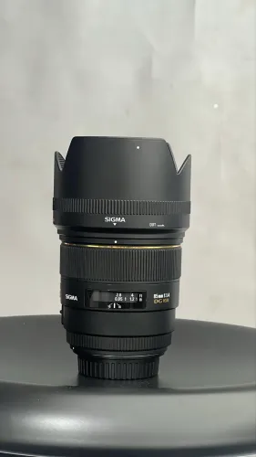 Lente Sigma 85mm F/1.4 Ex Dg Hsm Para Canon