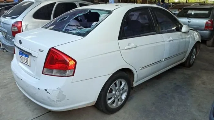 Sucata Cerato 2008, para retirada de peças