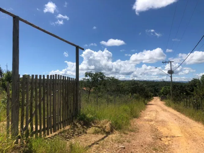 Chácara  4.000m² ,todo cercada, plana, água, luz, internet, Jaboticatubas. 