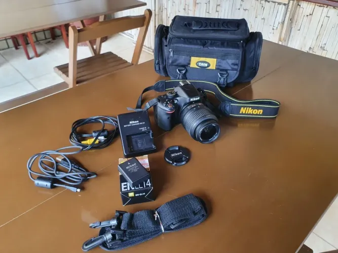 Câmara fotográfica Nikon