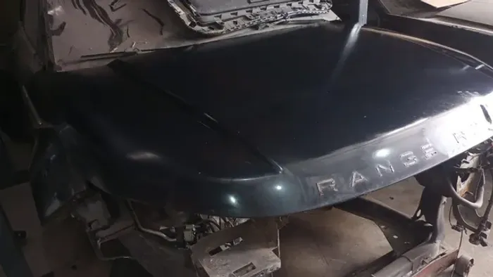 Capo Com detalhe Evoque Range Rover 2011